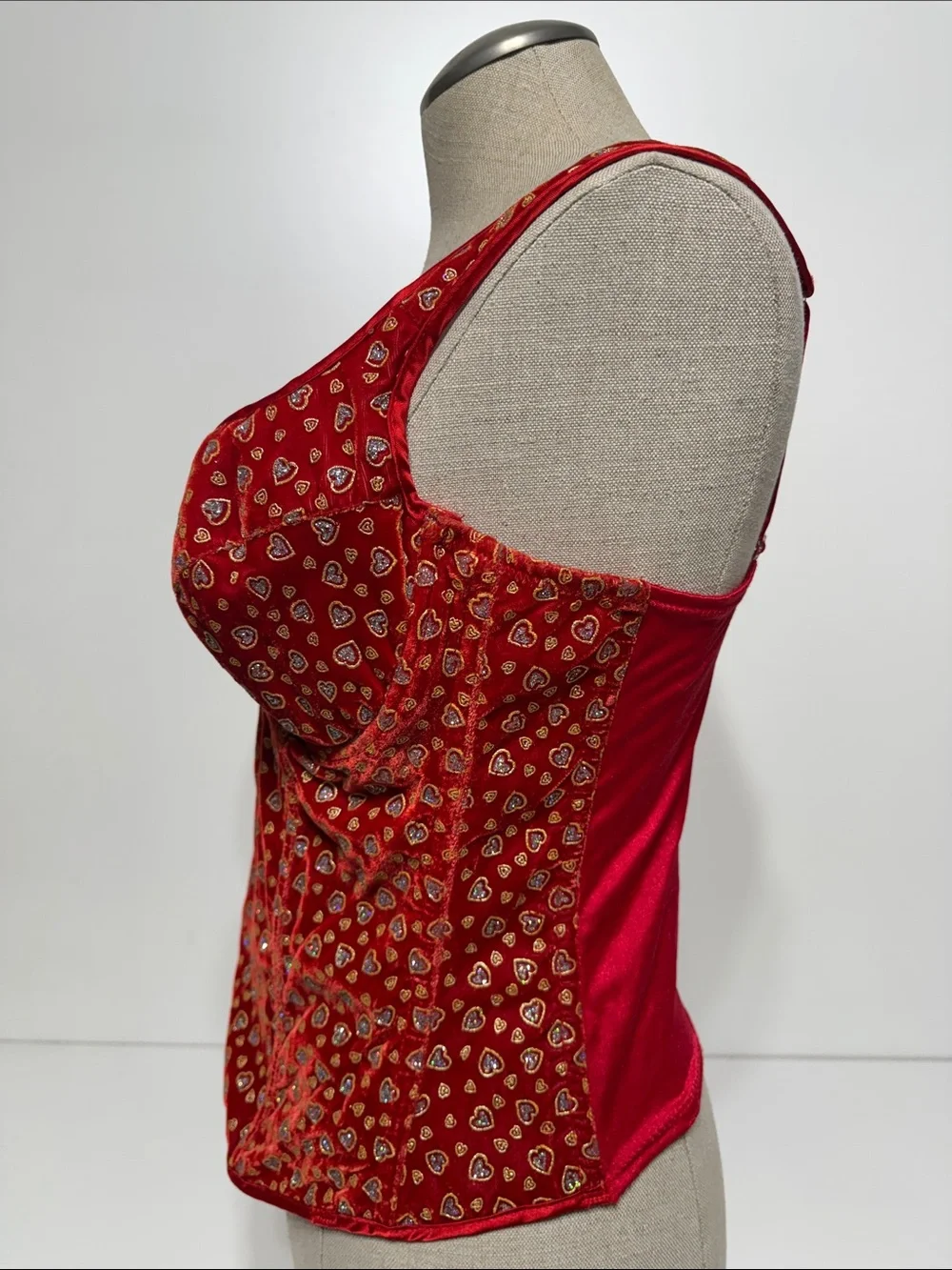 Frederick's of Hollywood Red Bustier with Gold and Silver Hearts - Picture 4 of 17